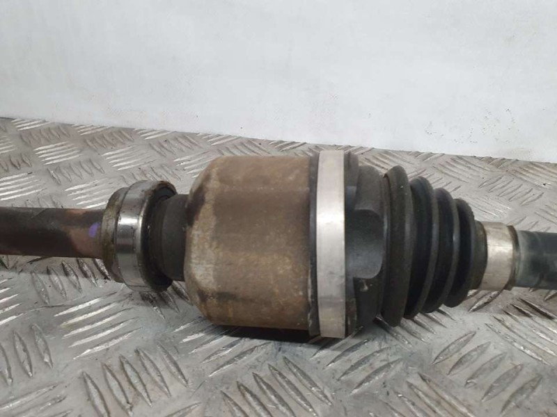 Recambio de transmision delantera derecha para peugeot 2008 (p1) allure referencia OEM IAM 9824359680 8PQ52 2048782