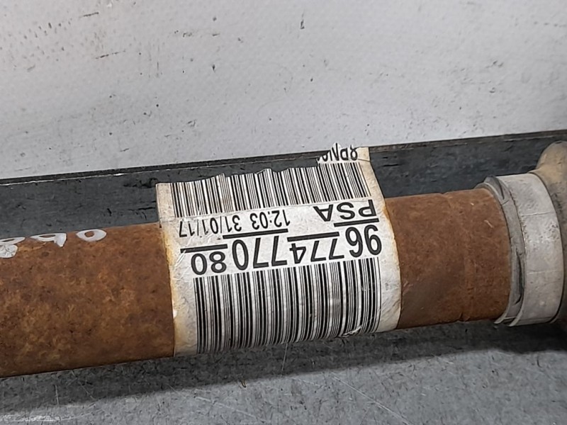 Recambio de transmision delantera izquierda para citroën c4 cactus onetone referencia OEM IAM 9677477080  