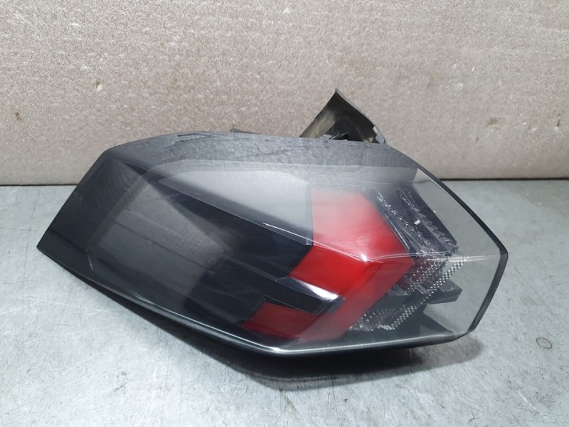 Recambio de piloto trasero izquierdo para peugeot 2008 (p1) active referencia OEM IAM FR2695010201  EXTERIOR