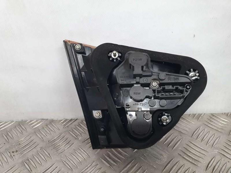 Recambio de piloto trasero derecho para seat toledo (kg3) style referencia OEM IAM SIN REF  INTERIOR