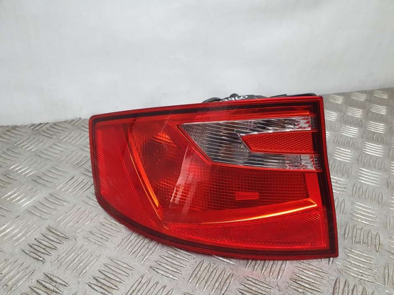 Recambio de piloto trasero izquierdo para seat toledo (kg3) style referencia OEM IAM SIN REF  EXTERIOR