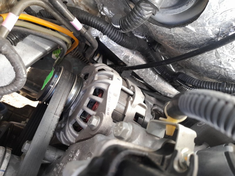 Recambio de alternador para mahindra kuv 100 nxt 1.2 vvt referencia OEM IAM   