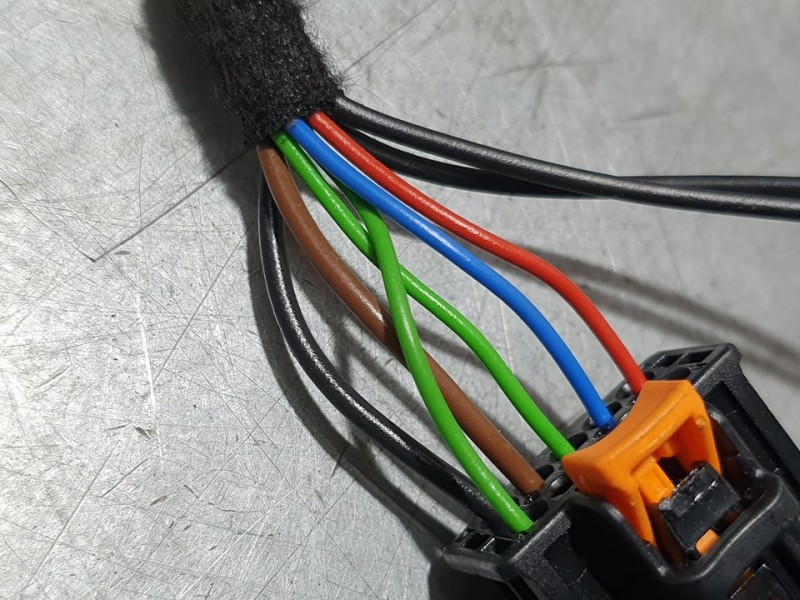 Recambio de retrovisor derecho para peugeot 2008 (p1) active referencia OEM IAM 98271323XT  ELECTRICO