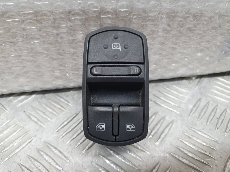Recambio de mando elevalunas delantero izquierdo para opel corsa d catch me referencia OEM IAM 13258521 315625731 