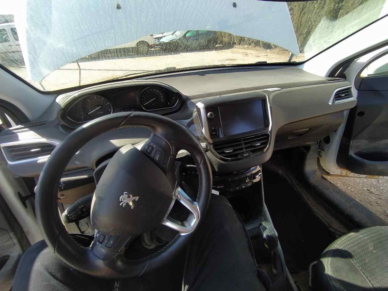 Recambio de kit airbag para peugeot 208 tech edition blue hdi referencia OEM IAM 98072114ZD  C/SALPICADERO Y SIN PRETENSORES