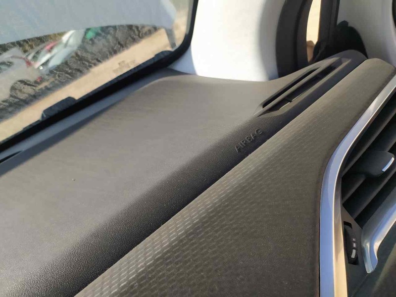 Recambio de kit airbag para peugeot 208 tech edition blue hdi referencia OEM IAM 98072114ZD  C/SALPICADERO Y SIN PRETENSORES