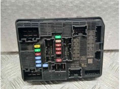 Recambio de caja reles / fusibles para nissan towstar acenta referencia OEM IAM 284B77542R N308001EDA 