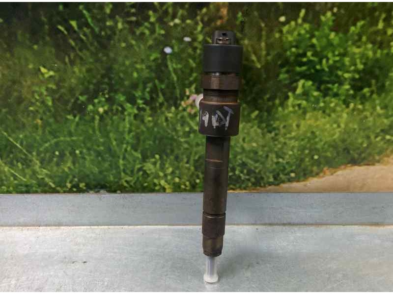 Recambio de inyector para opel zafira b 1.9 cdti referencia OEM IAM 445110165  BOSCH