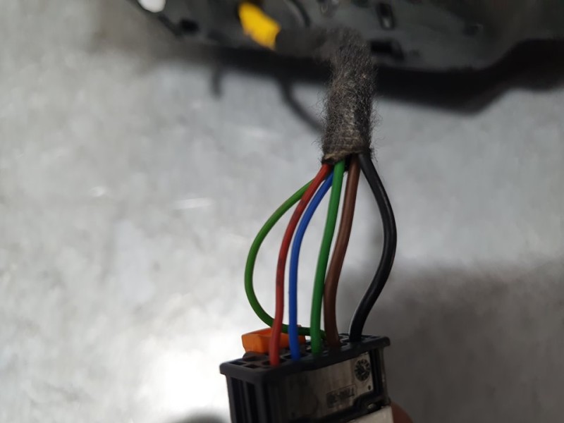 Recambio de retrovisor izquierdo para peugeot 2008 (p1) active referencia OEM IAM 98271327XT  ELECTRICO