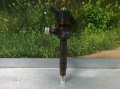 Recambio de inyector para opel zafira b 1.9 cdti referencia OEM IAM 445110165  BOSCH