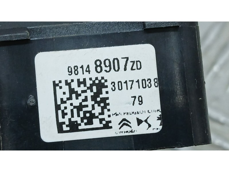 Recambio de mando elevalunas delantero izquierdo para citroën c3 iii (sx) 1.2 puretech 82 referencia OEM IAM 98148907ZD  