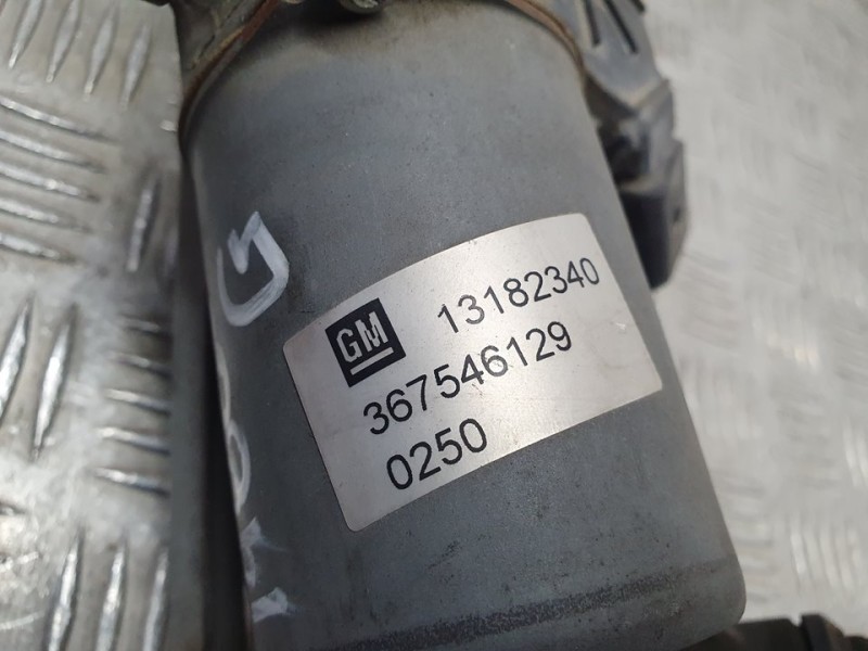 Recambio de motor limpia delantero para opel corsa d catch me referencia OEM IAM 13182340 367546129 