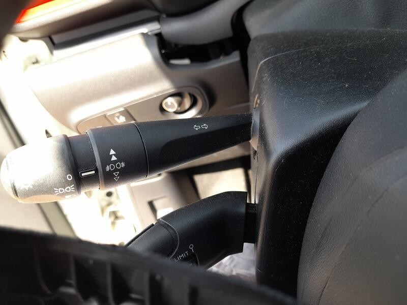 Recambio de mando luces y limpia para citroën c3 iii (sx) 1.2 puretech 82 referencia OEM IAM 98312590ZD  