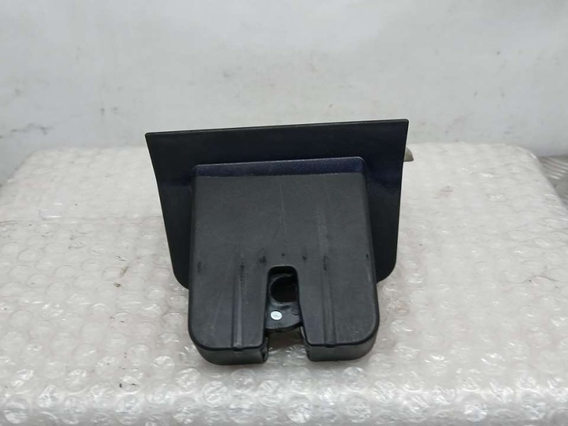 Recambio de cerradura maletero / porton para audi a3 sportback (8va) ambiente referencia OEM IAM 8R0827505  