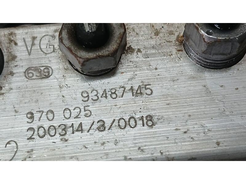 Recambio de abs para citroën c3 aircross feel referencia OEM IAM 93487145  970025