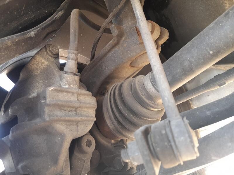 Recambio de mangueta delantera derecha para citroën c3 iii (sx) 1.2 puretech 82 referencia OEM IAM 1607557580  