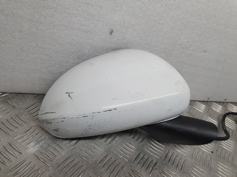 Recambio de retrovisor derecho para opel corsa d catch me referencia OEM IAM 468435664  ELECTRICO 3 CABLES