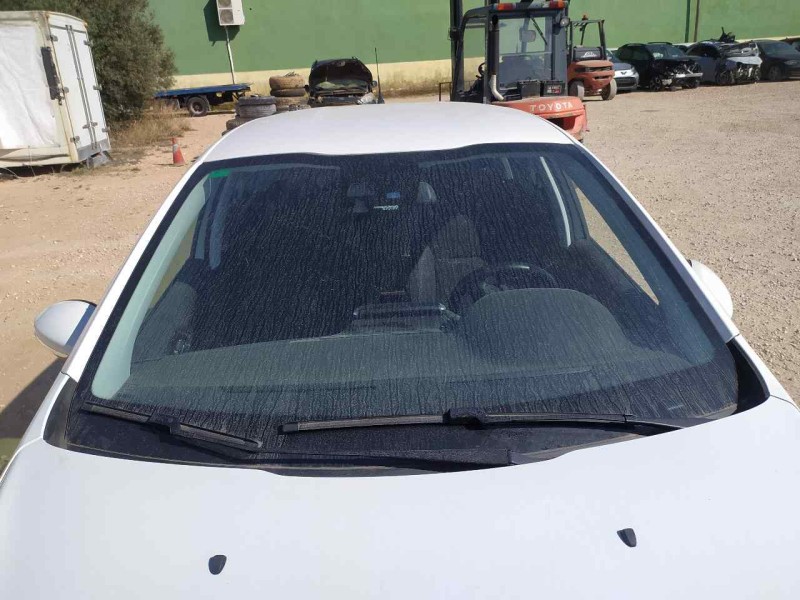Recambio de parabrisas para peugeot 208 tech edition blue hdi referencia OEM IAM 1612892980  