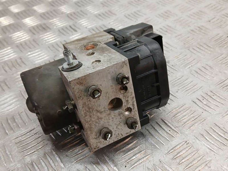 Recambio de abs para volvo s40 berlina 1.8i referencia OEM IAM 30857585 0265216462 BOSCH