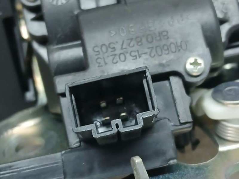 Recambio de cerradura maletero / porton para audi a3 sportback (8va) ambiente referencia OEM IAM 8R0827505  