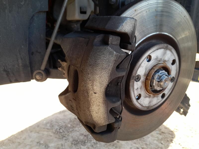 Recambio de pinza freno delantera izquierda para peugeot 208 ii (ub_, up_, uw_, uj_) e-208 referencia OEM IAM 1648035180 ATE 