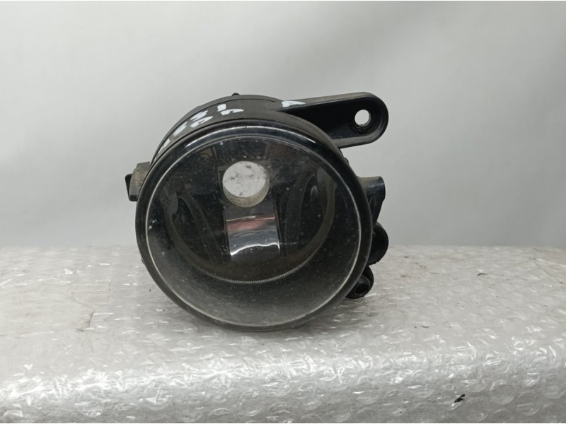 Recambio de faro antiniebla derecho para volkswagen golf v berlina (1k1) highline referencia OEM IAM 27128600  HELLA