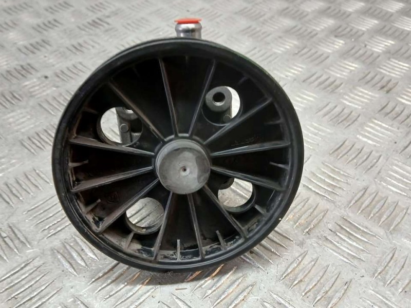 Recambio de bomba direccion para volvo s40 berlina 1.8i referencia OEM IAM 8252308 761395514 ZF