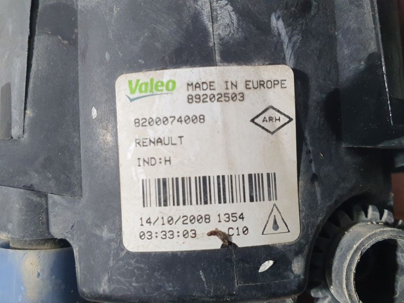 Recambio de faro antiniebla derecho para renault megane iii berlina 5 p dynamique referencia OEM IAM 8200074008 89202503 VALEO