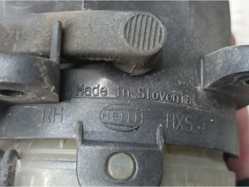 Recambio de faro antiniebla derecho para volkswagen golf v berlina (1k1) highline referencia OEM IAM 27128600  HELLA