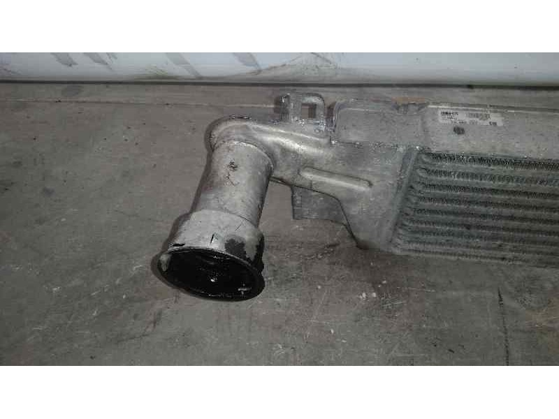Recambio de intercooler para opel combo (corsa c) familiar referencia OEM IAM 93957 24466787 BEHR
