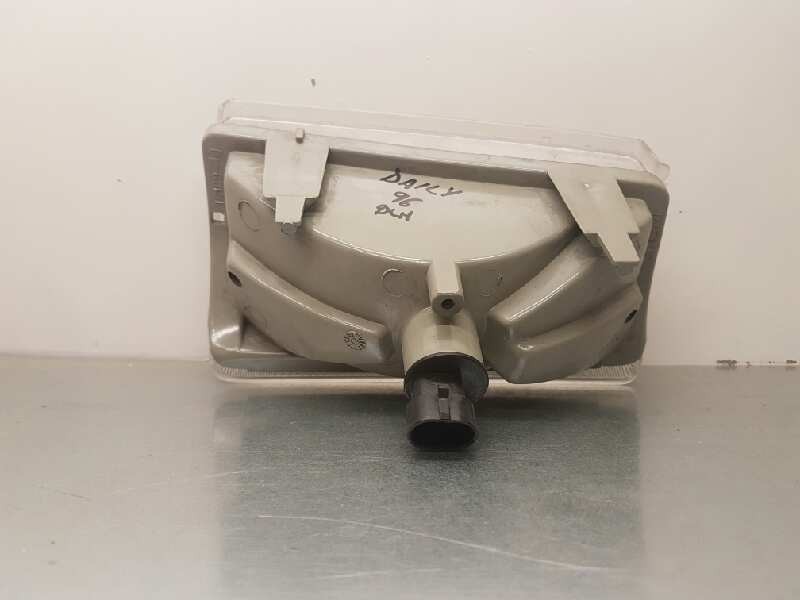 Recambio de piloto delantero derecho para iveco daily caja cerrada (1989 =>) referencia OEM IAM   