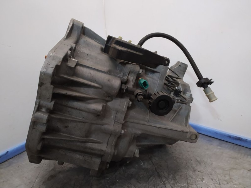 Recambio de caja cambios para renault scenic iii dynamique referencia OEM IAM ND4012 A085173 6VELOCIDADES