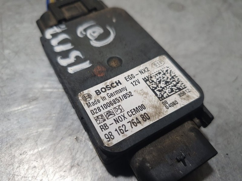 Recambio de sonda lambda para opel combo cargo (e) edition referencia OEM IAM 9816276480 0281006851 BOSCH