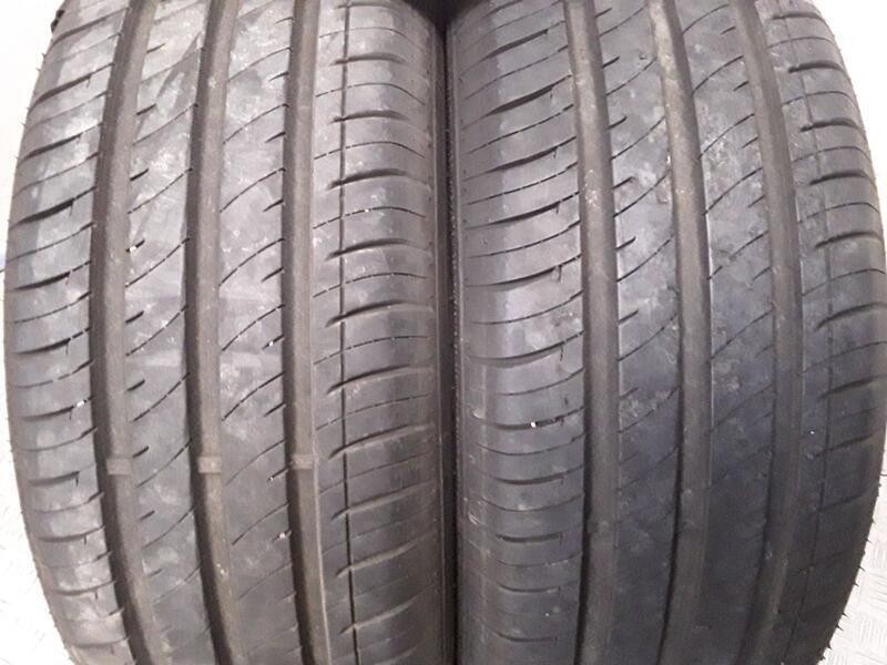 Recambio de neumatico pareja para neumaticos reutilizados - referencia OEM IAM 185551582V NANKANG 185/55/15/82V