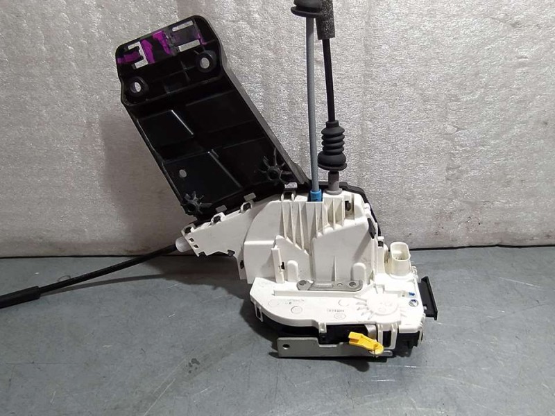 Recambio de cerradura puerta delantera izquierda para jeep compass ii limited 4x2 referencia OEM IAM P68211097AD  6 PINS