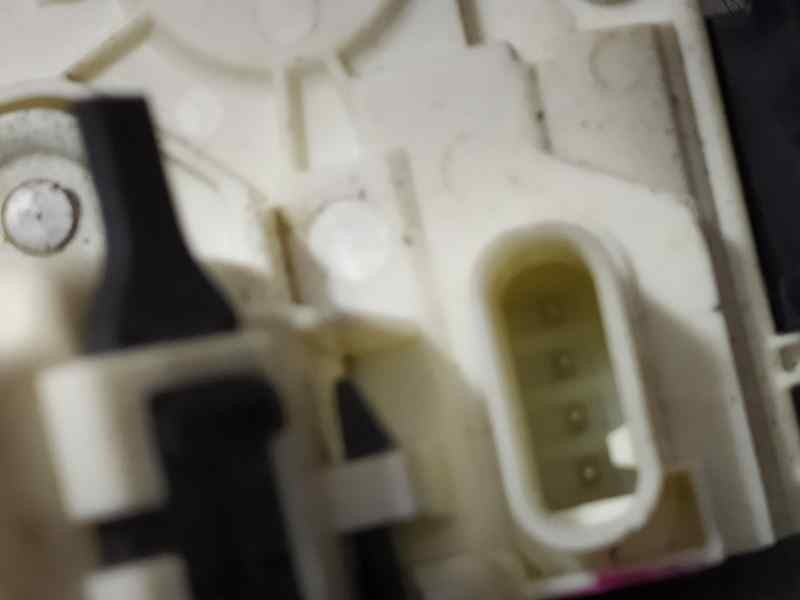 Recambio de cerradura puerta trasera derecha para jeep compass ii limited 4x2 referencia OEM IAM 68466852AA P04589914AE 4 PINES