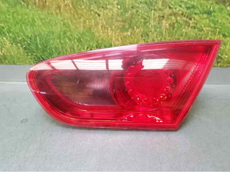 Recambio de piloto trasero derecho para seat leon (1p1) reference referencia OEM IAM 1P0945094F 89320301 INTERIOR