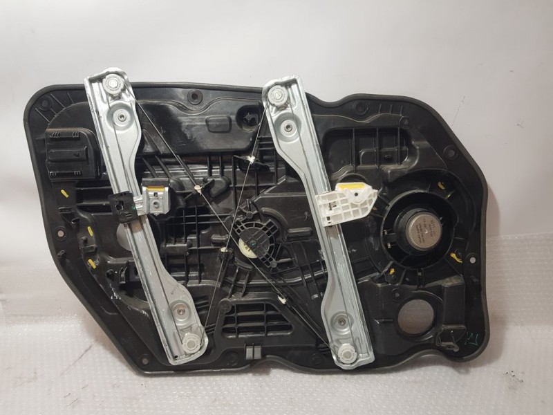 Recambio de elevalunas delantero derecho para kia cee´d sporty wagon x-tech referencia OEM IAM 82480A2311 6 PINS ELECTRICO 6 PIN