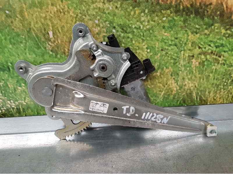 Recambio de elevalunas trasero derecho para toyota hilux (kun) double cab sol 4x4 referencia OEM IAM 857200K020 AE2621003010 ELE