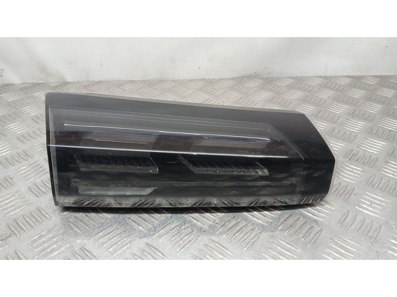 Recambio de piloto trasero izquierdo interior para peugeot 2008 ii (ud_, us_, uy_, uj_, ur_, uc_) 1.2 puretech 100 referencia OE