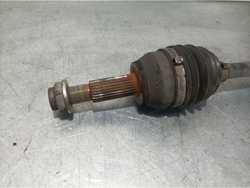 Recambio de transmision delantera izquierda para mazda 2 lim. (de) 1.3 style (5-ptas.) referencia OEM IAM FD8025600A  