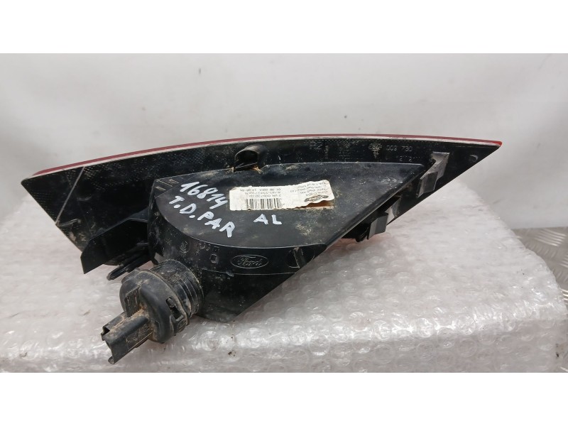 Recambio de piloto trasero derecho paragolpes para ford kuga i 2.0 tdci referencia OEM IAM 8V4115K272AB  