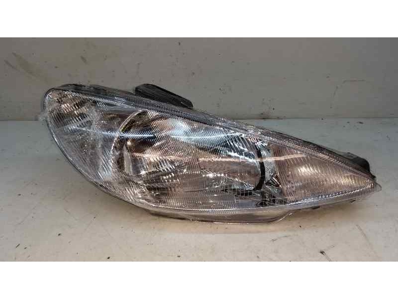 Recambio de faro derecho para peugeot 206 berlina referencia OEM IAM 10117210001  