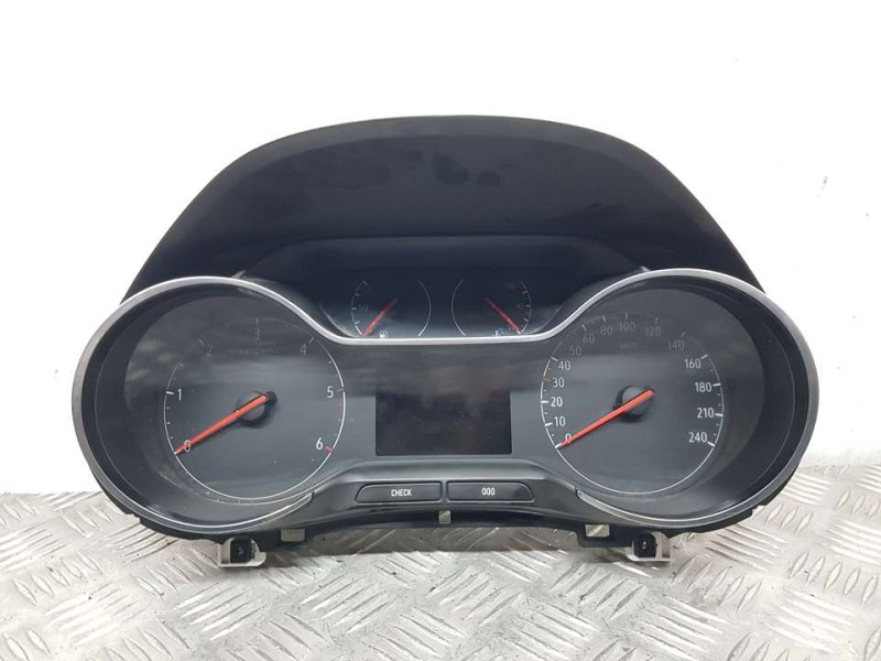 Recambio de cuadro instrumentos para opel crossland x excellence referencia OEM IAM 9828208080 YZKCMBN3CEM00 