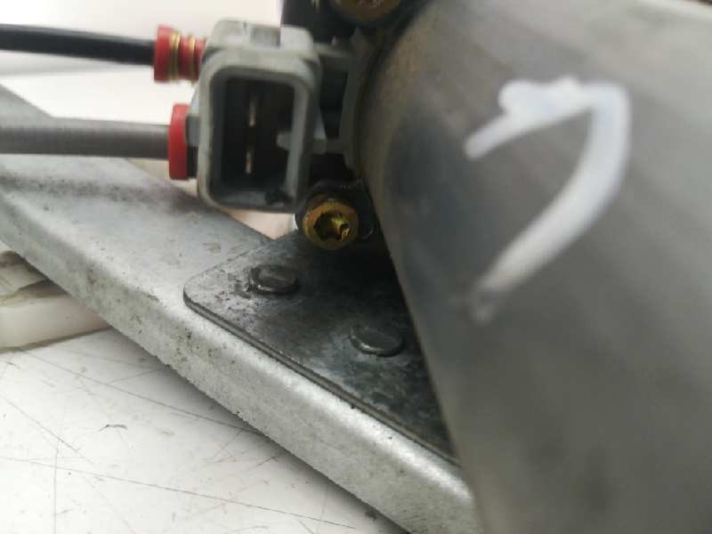 Recambio de elevalunas delantero izquierdo para citroën xsara berlina 1.9 td exclusive referencia OEM IAM  2 PINS ELECTRICO