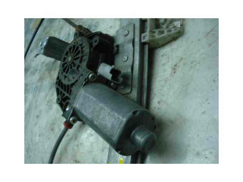 Recambio de elevalunas delantero izquierdo para peugeot 206 berlina xs referencia OEM IAM 9221F9 ELECTRICO 