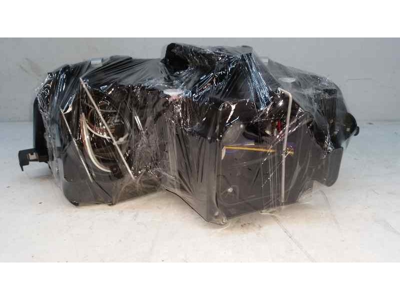 Recambio de faro derecho para audi a3 (8p) referencia OEM IAM 10102131001  