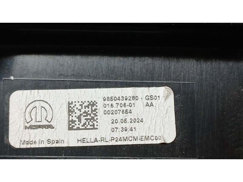 Recambio de piloto trasero izquierdo interior para peugeot 2008 ii (ud_, us_, uy_, uj_, ur_, uc_) 1.2 puretech 100 referencia OE