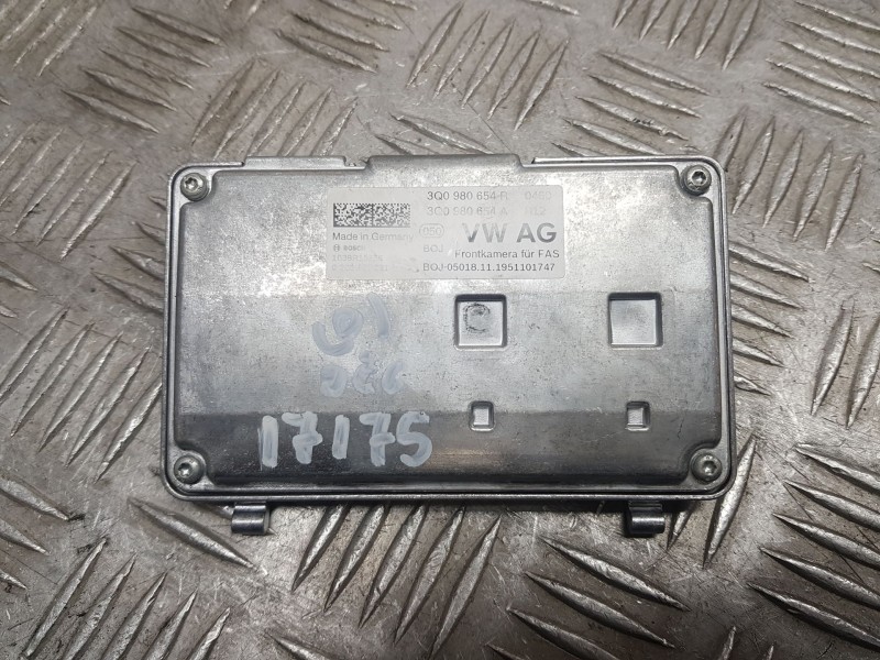 Recambio de camara para skoda kamiq (nw4) 1.0 tsi referencia OEM IAM 3Q0980654R BOSCH 0203501231