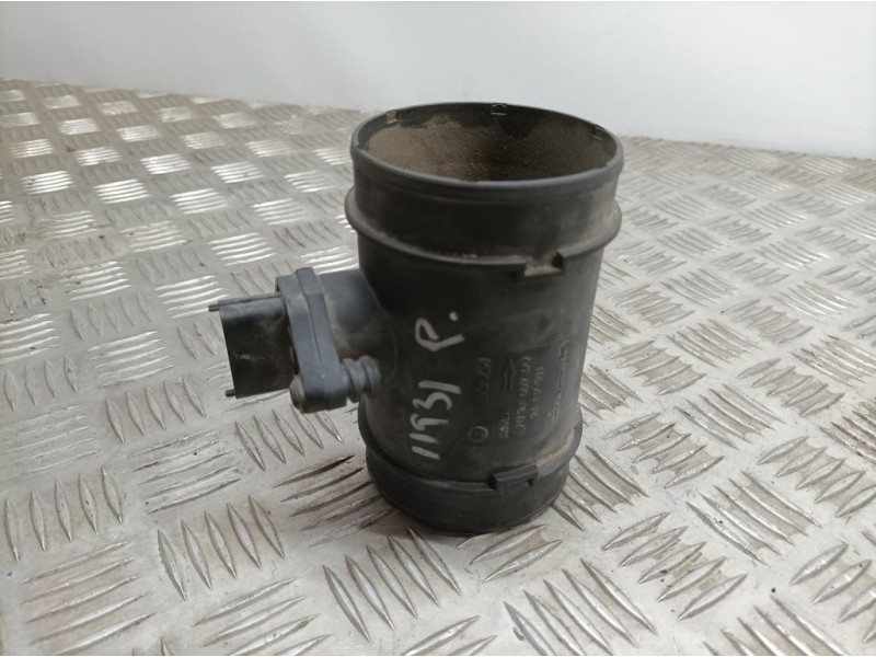 Recambio de caudalimetro para opel vectra c berlina comfort referencia OEM IAM 24437503 0281002479 BOSCH